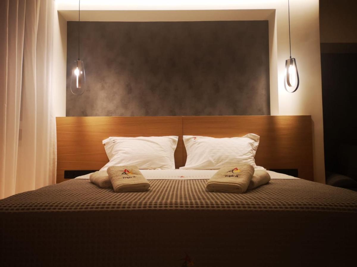 Triple A - Prime Location - Between Monastiraki & Syntagma Square-Free Parking! Atene Esterno foto