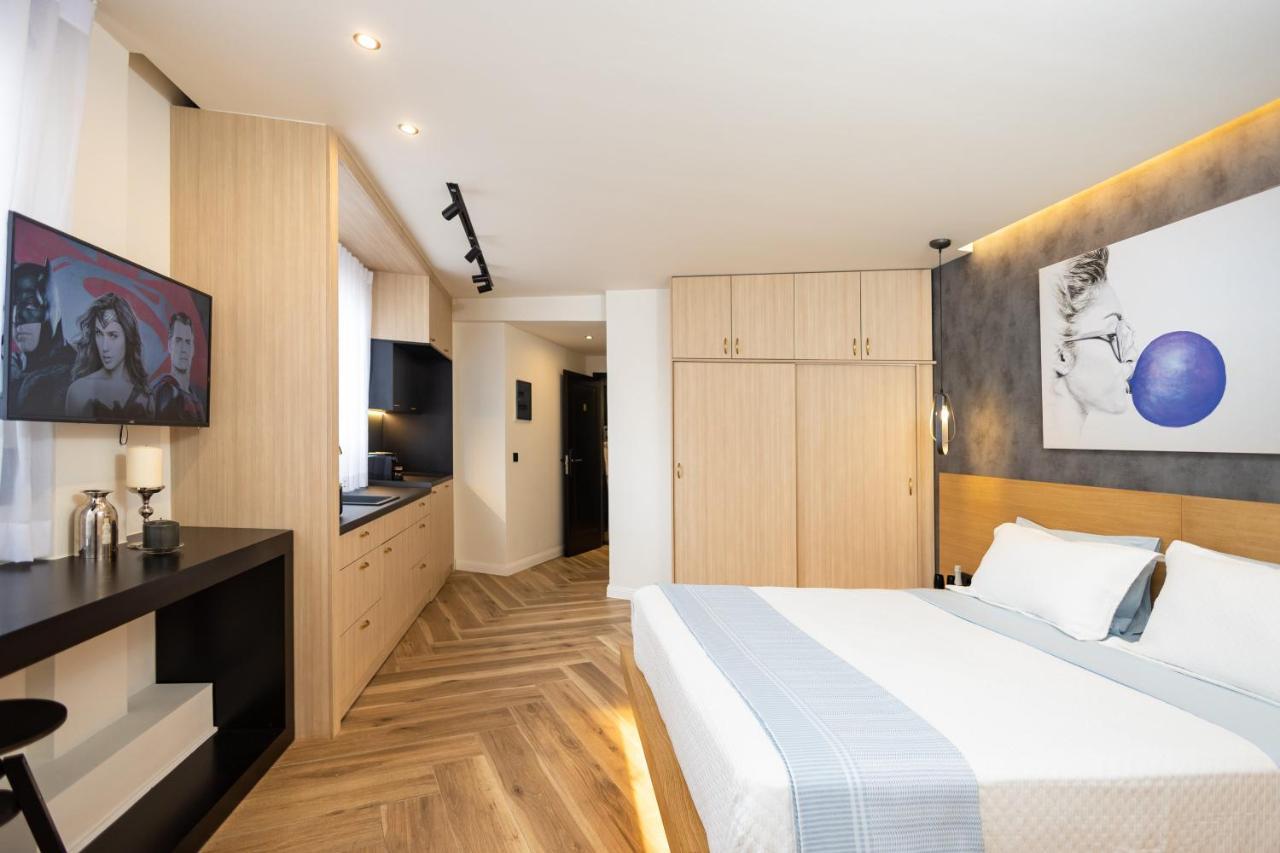 Triple A - Prime Location - Between Monastiraki & Syntagma Square-Free Parking! Atene Esterno foto